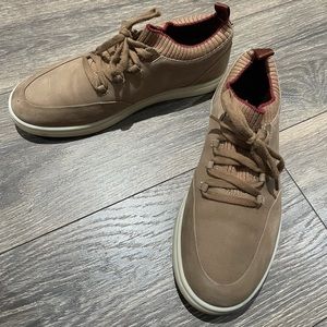 Classic light brown shoes